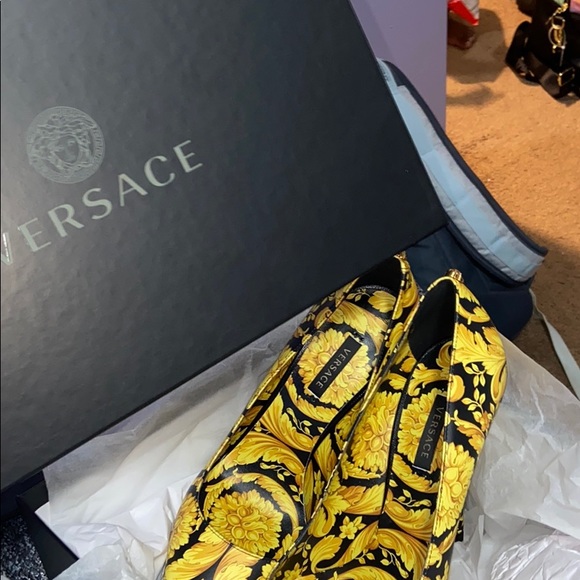Versace Heels - Picture 6 of 6